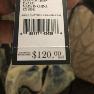 Brand new Akoo Jean size 42